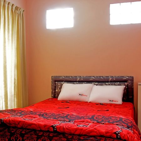 Reddoorz Near Hyperpoint Pasteur Ξενοδοχείο Μπαντούνγκ Εξωτερικό φωτογραφία
