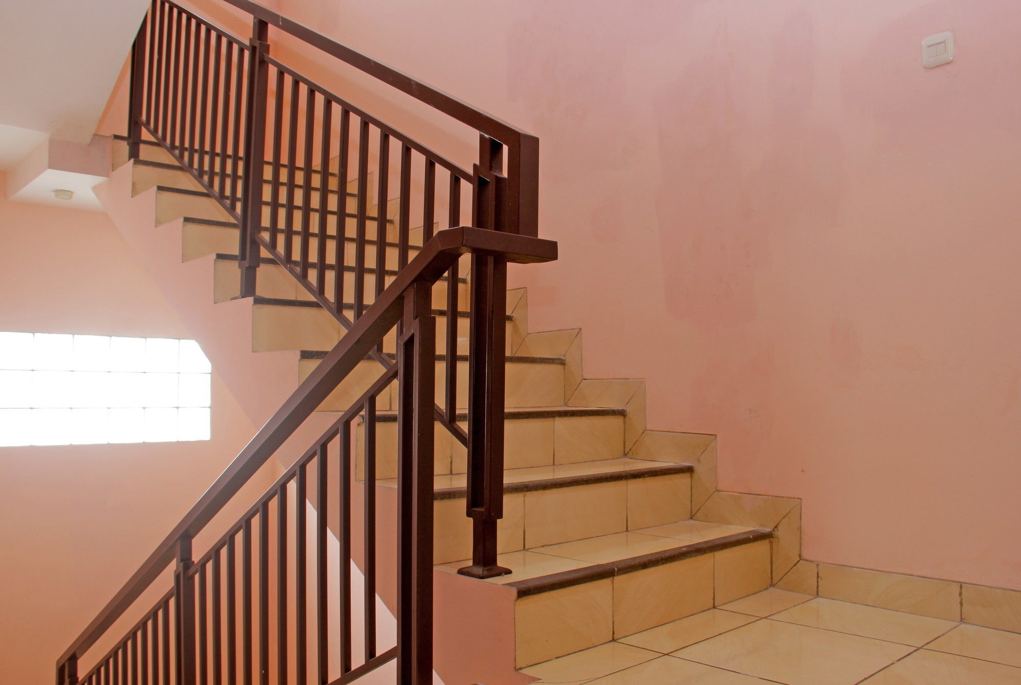 Reddoorz Near Hyperpoint Pasteur Ξενοδοχείο Μπαντούνγκ Εξωτερικό φωτογραφία