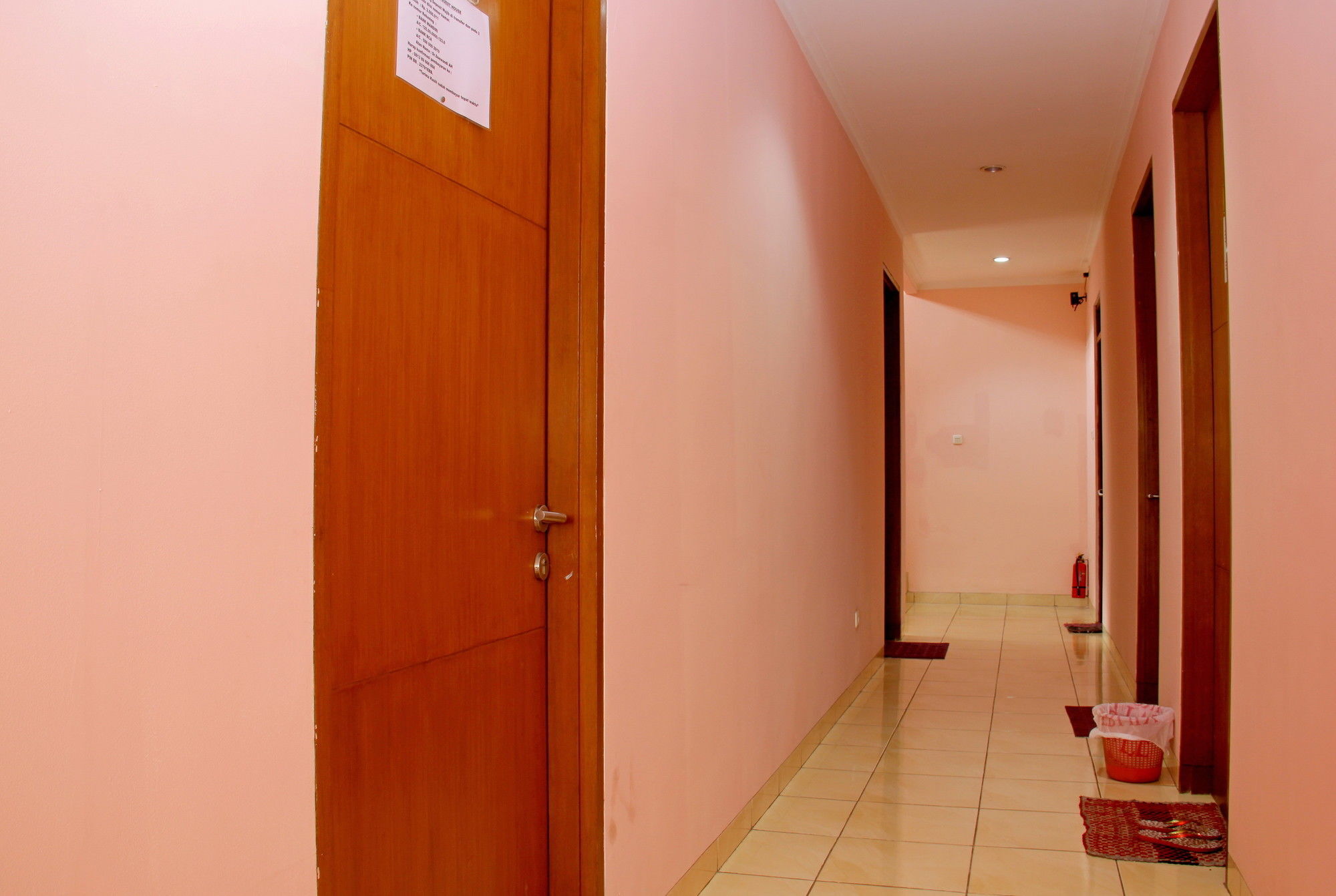 Reddoorz Near Hyperpoint Pasteur Ξενοδοχείο Μπαντούνγκ Εξωτερικό φωτογραφία